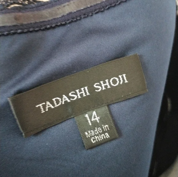 Tadashi Shoji  "Allyson" Navy  Embroidery Bodice Evening Gown 14 New With Tags - Picture 5 of 15